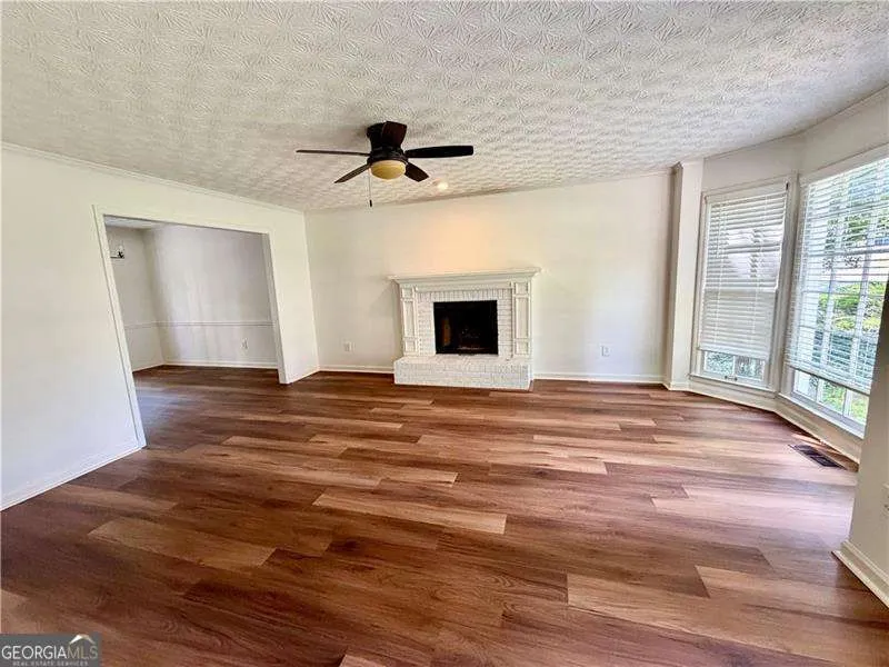 926 W Mill TRCE NW Kennesaw, GA 30152