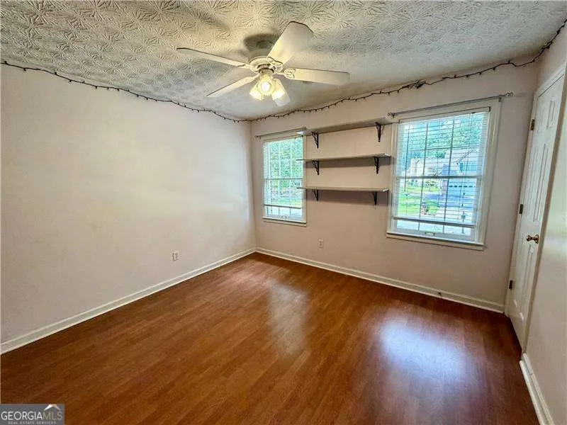926 W Mill TRCE NW Kennesaw, GA 30152