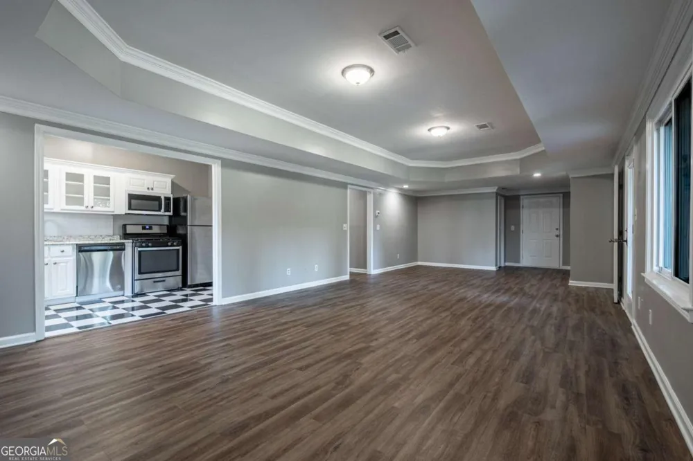 2613 Gladstone TER Woodstock, GA 30189