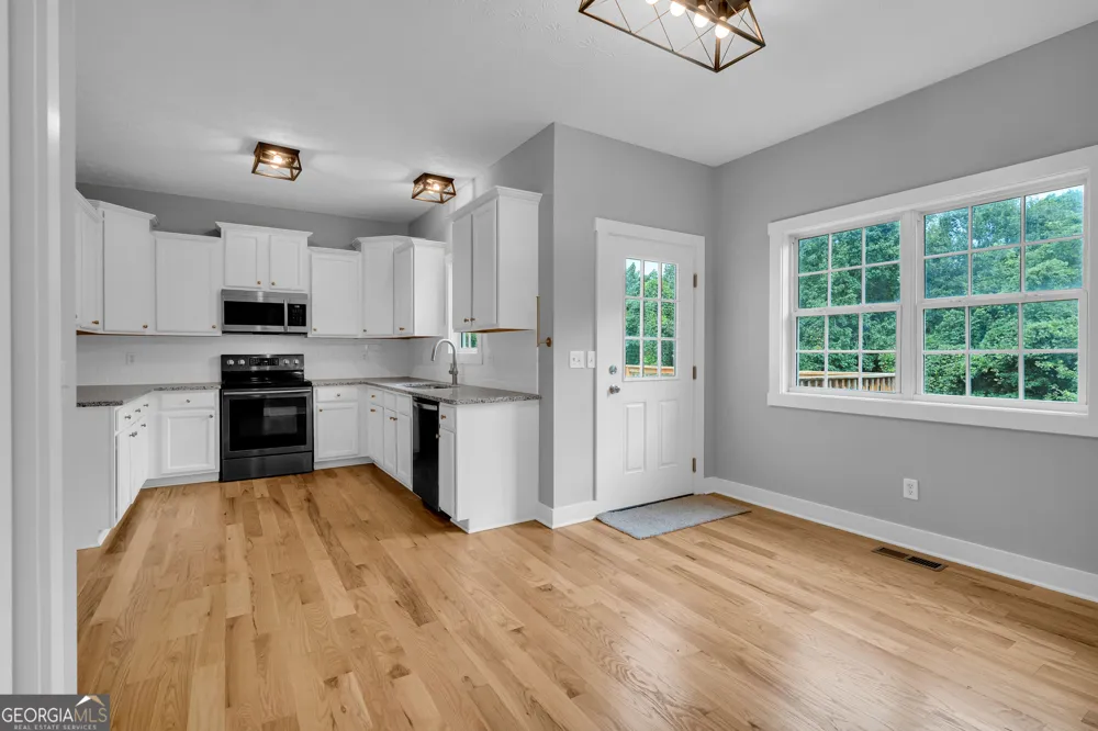 247 Mill Creek DR Tallapoosa, GA 30176