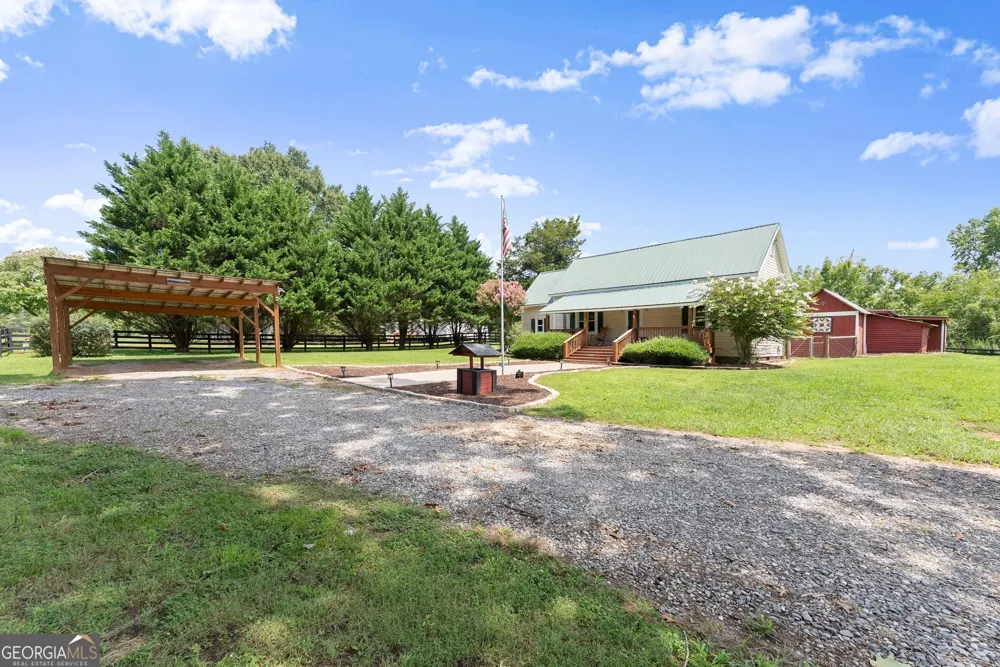 6806 Shoal Creek RD Clermont, GA 30527