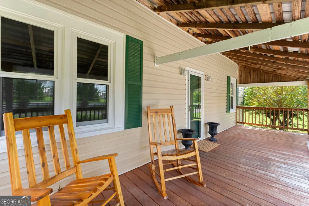 6806 Shoal Creek RD Clermont, GA 30527