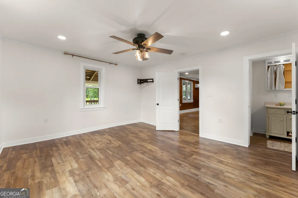 6806 Shoal Creek RD Clermont, GA 30527