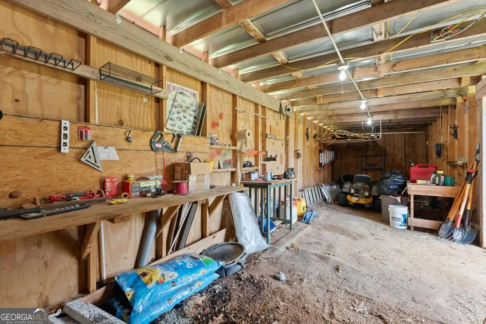 6806 Shoal Creek RD Clermont, GA 30527