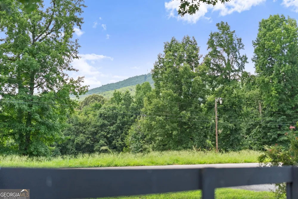 6806 Shoal Creek RD Clermont, GA 30527