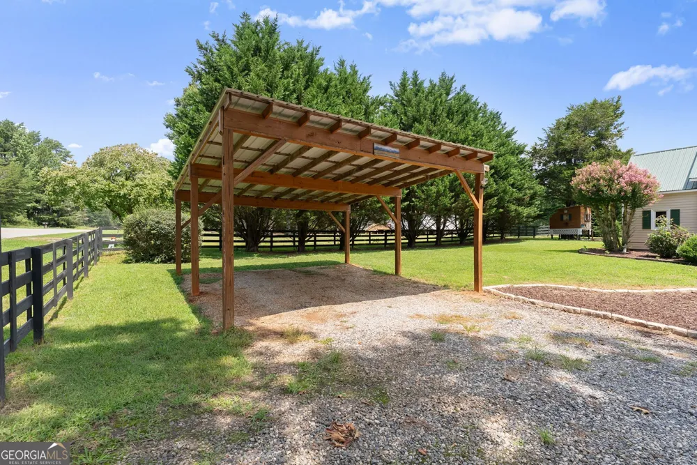 6806 Shoal Creek RD Clermont, GA 30527