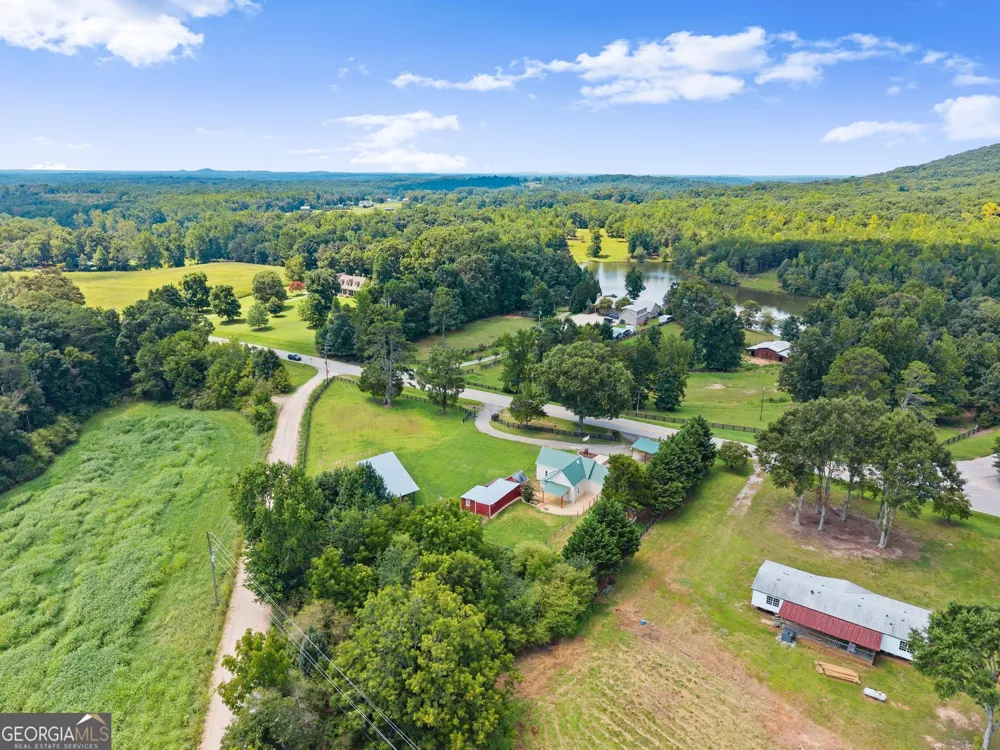 6806 Shoal Creek RD Clermont, GA 30527