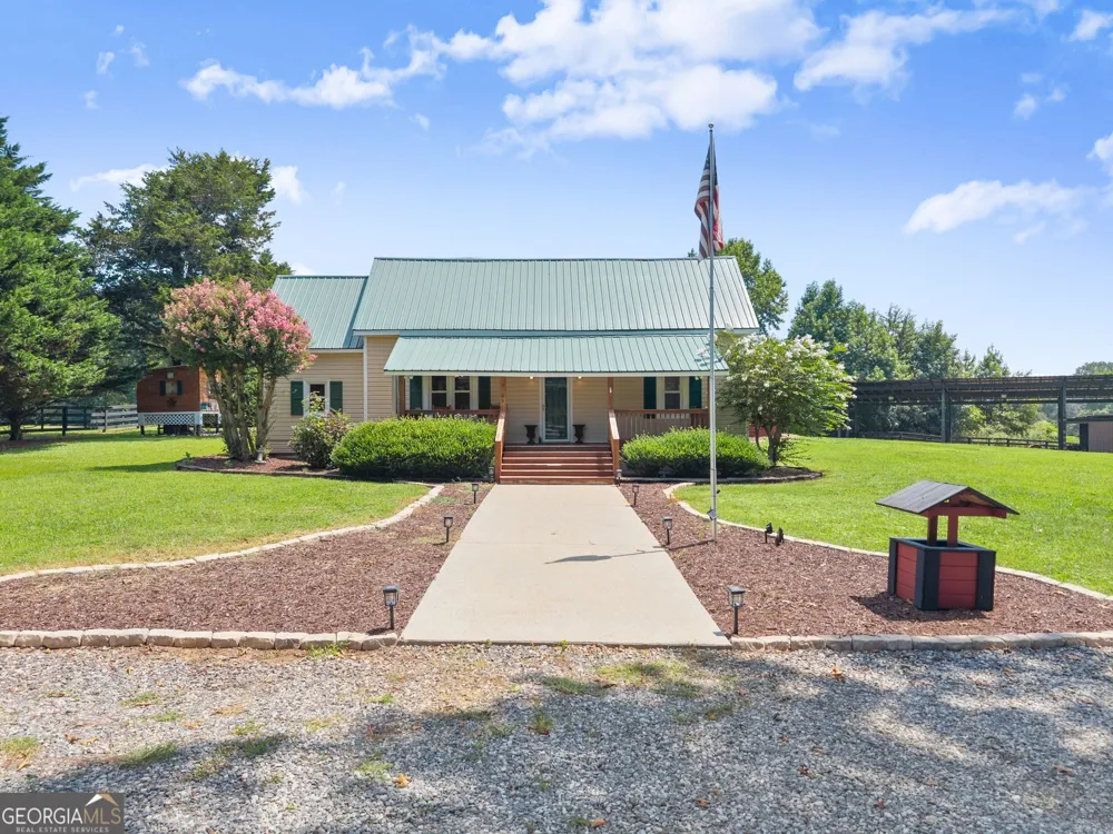 6806 Shoal Creek RD Clermont, GA 30527
