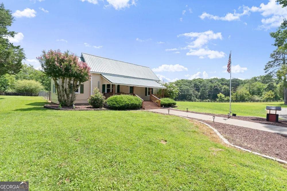 6806 Shoal Creek RD Clermont, GA 30527