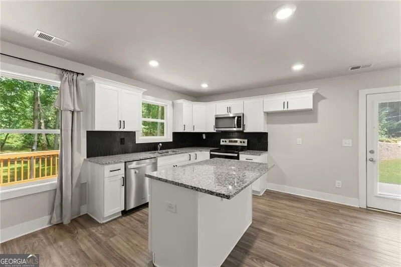 347 Shalloway DR NE Kennesaw, GA 30144