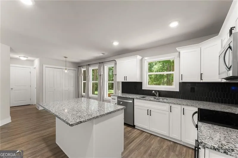 347 Shalloway DR NE Kennesaw, GA 30144