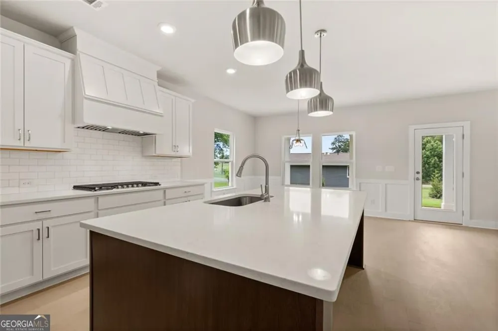 8315 Creekside Overlook DR Gainesville, GA 30506