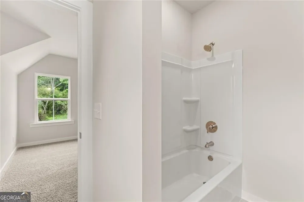 8315 Creekside Overlook DR Gainesville, GA 30506