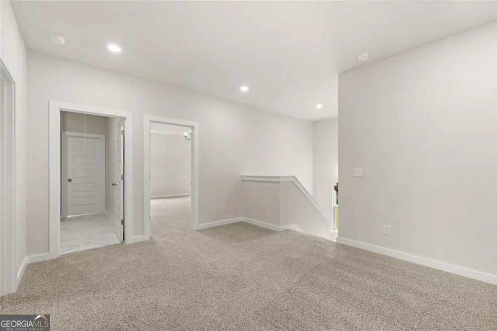 8315 Creekside Overlook DR Gainesville, GA 30506