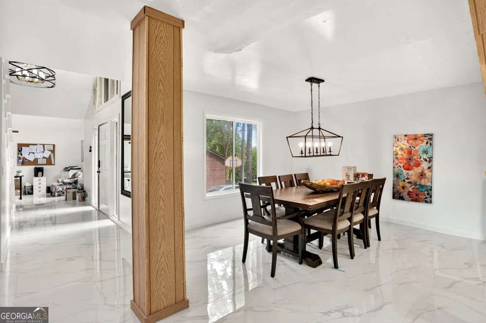 1553 Bell Flower CT Stone Mountain, GA 30088