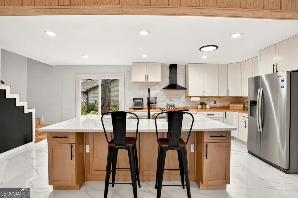 1553 Bell Flower CT Stone Mountain, GA 30088