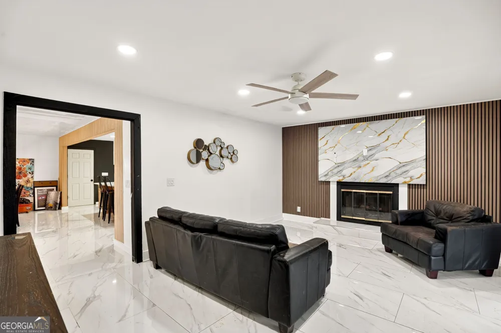 1553 Bell Flower CT Stone Mountain, GA 30088