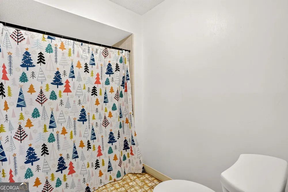 1553 Bell Flower CT Stone Mountain, GA 30088