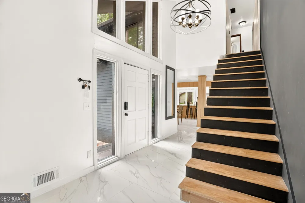 1553 Bell Flower CT Stone Mountain, GA 30088
