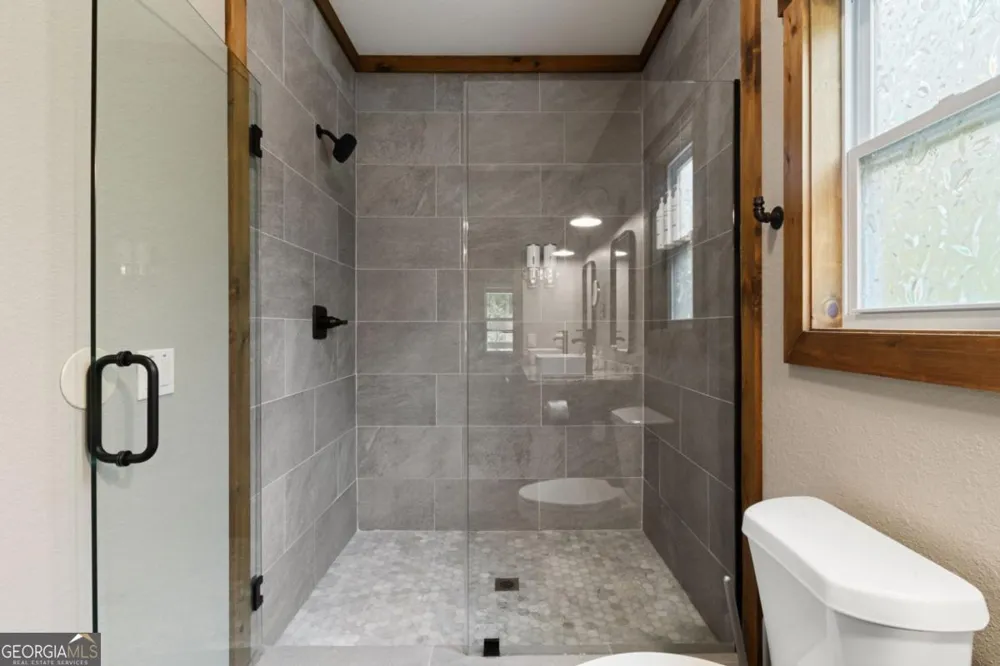 531 Sowers RD Blue Ridge, GA 30513