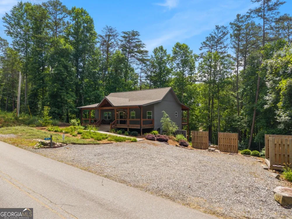 531 Sowers RD Blue Ridge, GA 30513