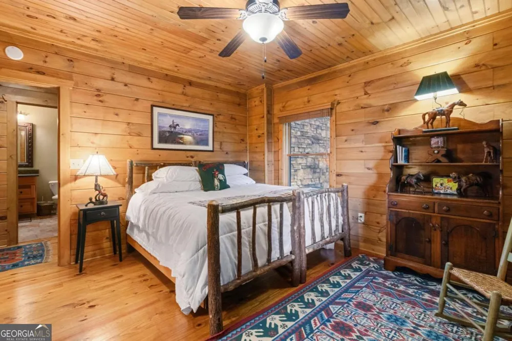 175 Leisure DR Ellijay, GA 30536