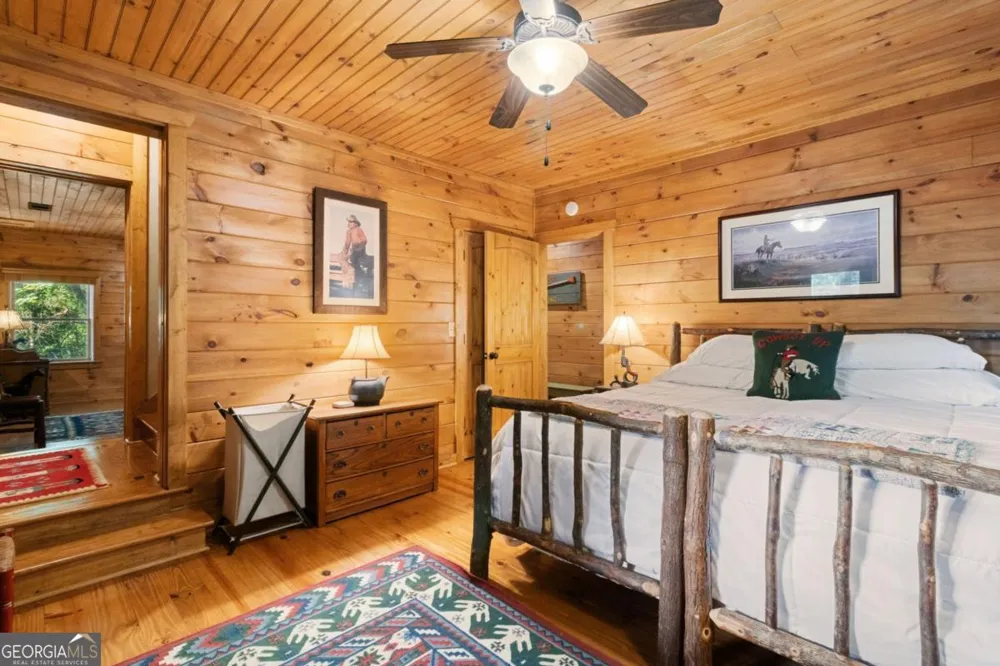 175 Leisure DR Ellijay, GA 30536