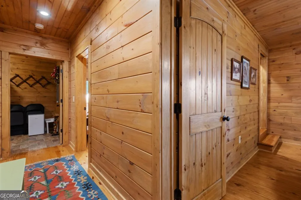 175 Leisure DR Ellijay, GA 30536
