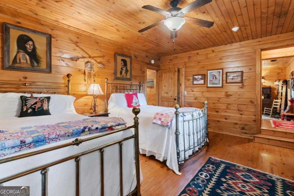 175 Leisure DR Ellijay, GA 30536