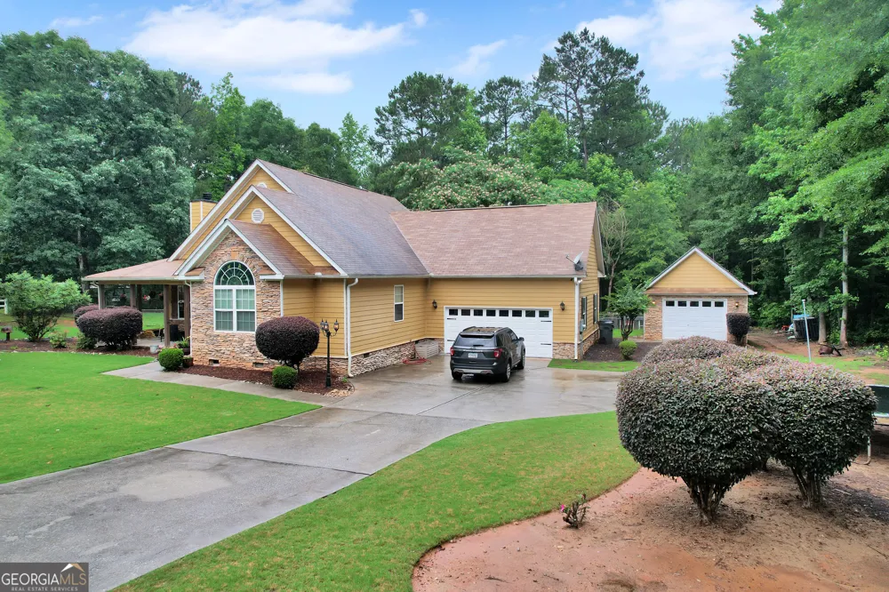 149 Marina CIR Jackson, GA 30233