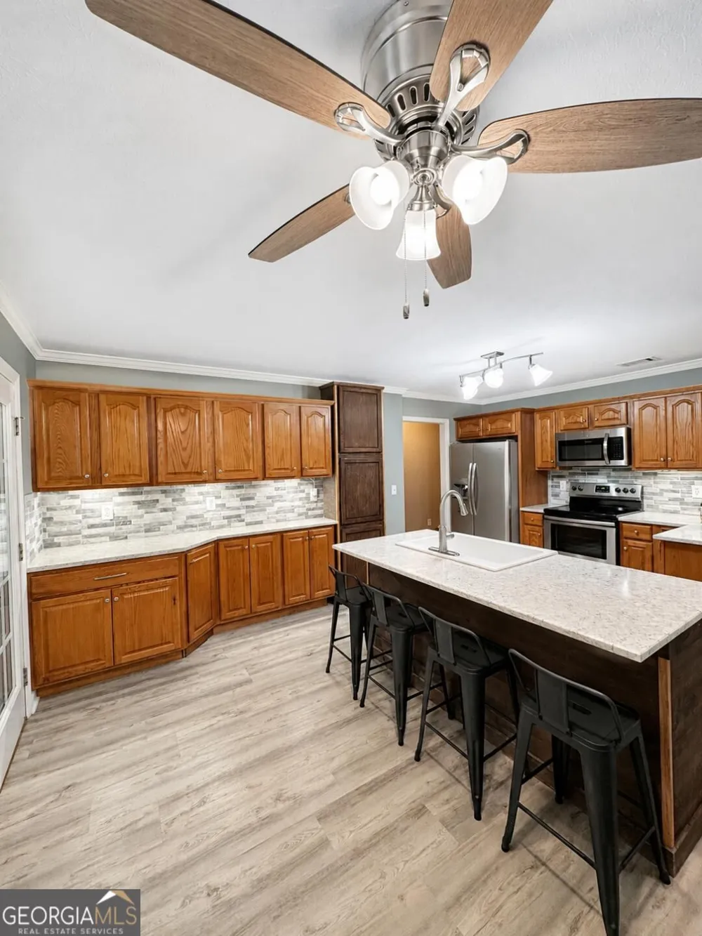 149 Marina CIR Jackson, GA 30233