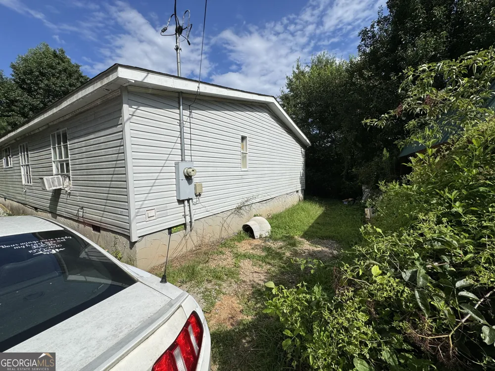 1675 Highway 101 S Temple, GA 30179