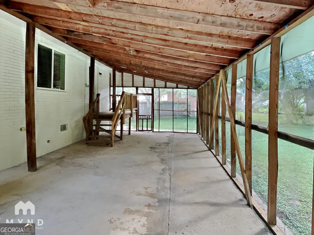 742 Quaker ST SW Atlanta, GA 30315