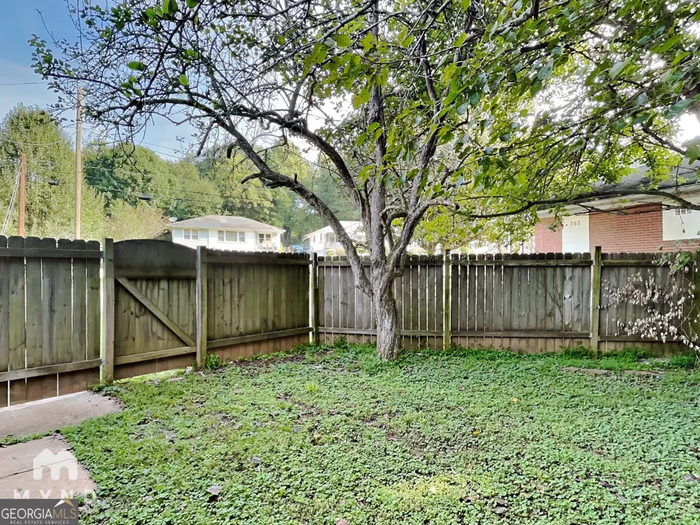 742 Quaker ST SW Atlanta, GA 30315
