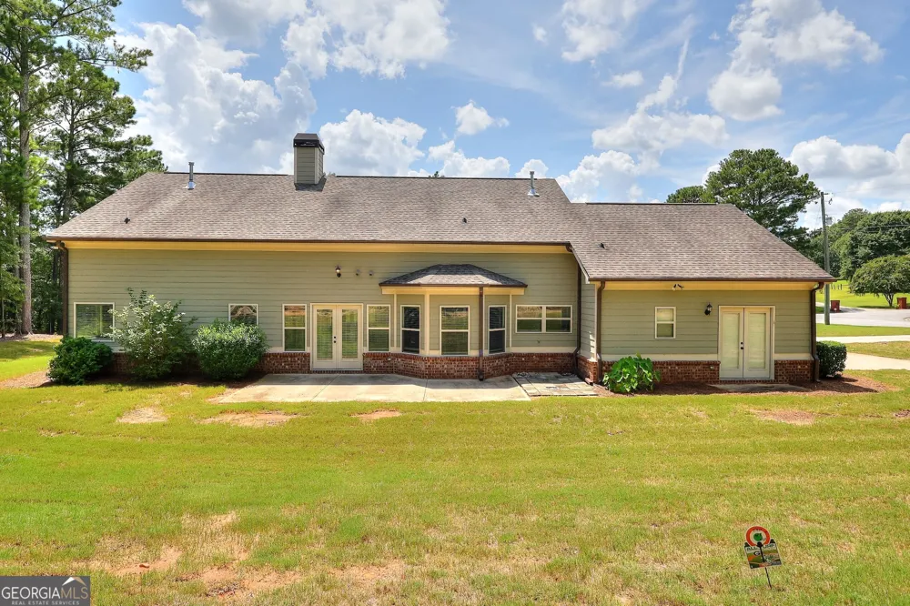 1414 Maple Cove LN Loganville, GA 30052