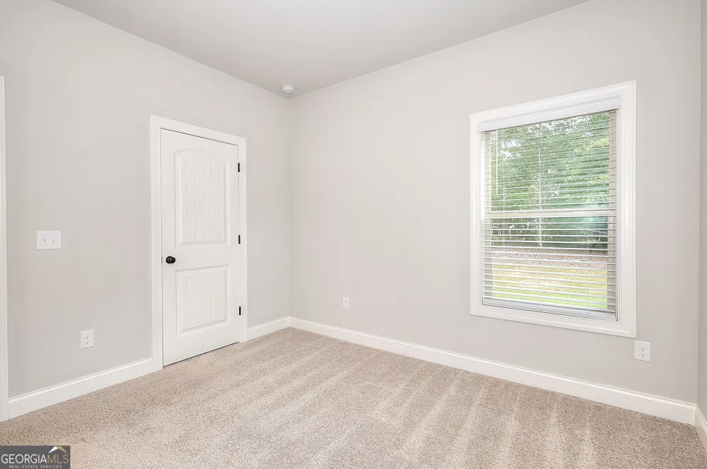 1414 Maple Cove LN Loganville, GA 30052