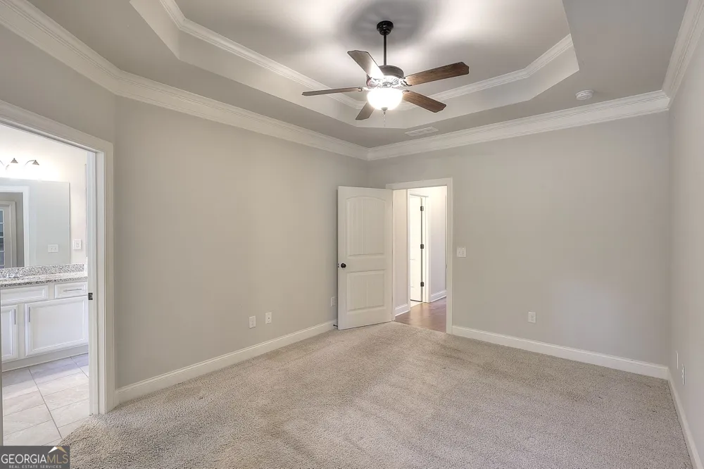 1414 Maple Cove LN Loganville, GA 30052