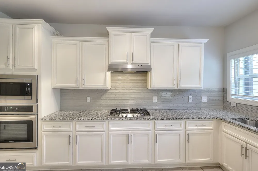 1414 Maple Cove LN Loganville, GA 30052