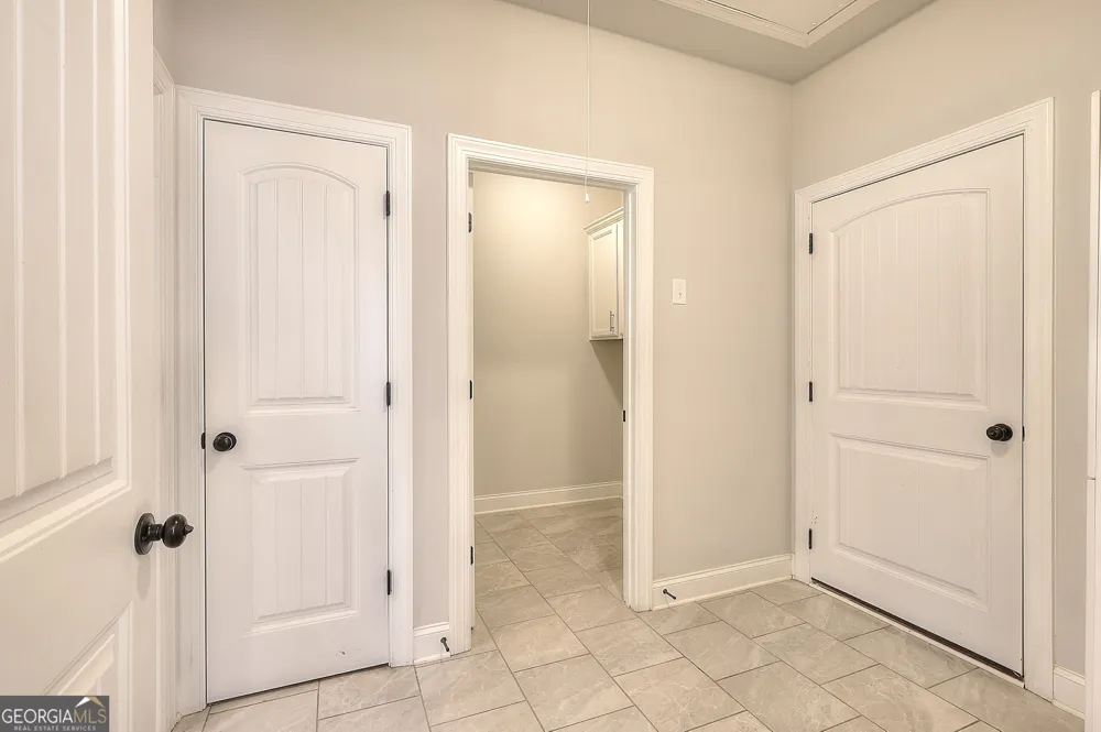 1414 Maple Cove LN Loganville, GA 30052