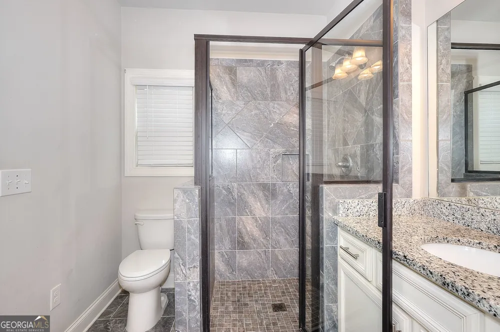 1414 Maple Cove LN Loganville, GA 30052