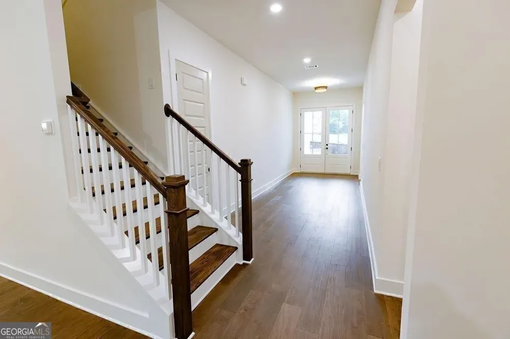 8320 Shoal CT Gainesville, GA 30506