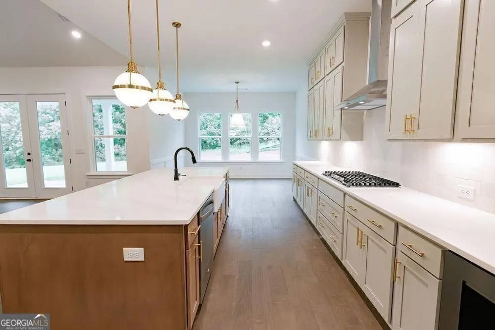 8320 Shoal CT Gainesville, GA 30506