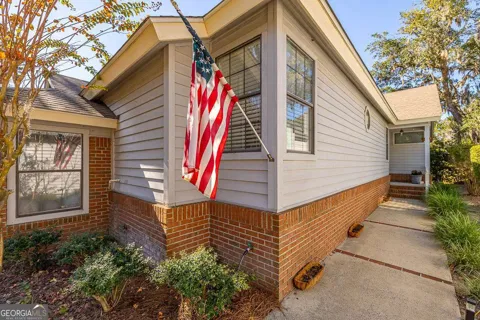 3 Bay Tree CT W