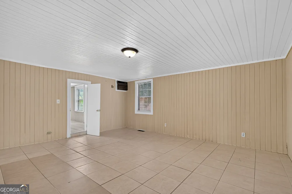 2229 Lee ST Brunswick, GA 31520