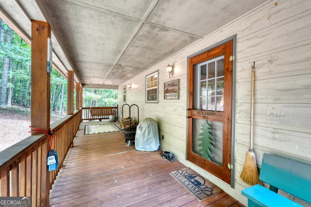 394 Sheep Stomp RD Blairsville, GA 30512