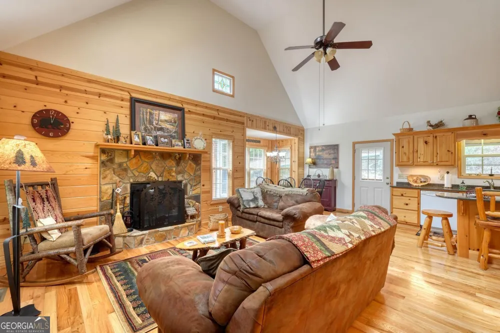 394 Sheep Stomp RD Blairsville, GA 30512