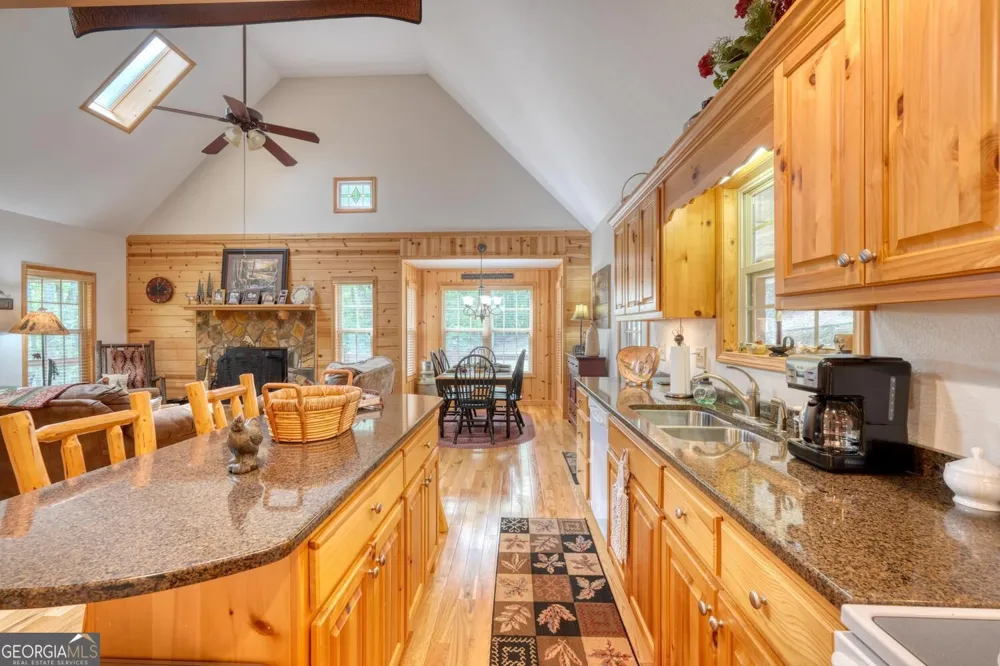 394 Sheep Stomp RD Blairsville, GA 30512