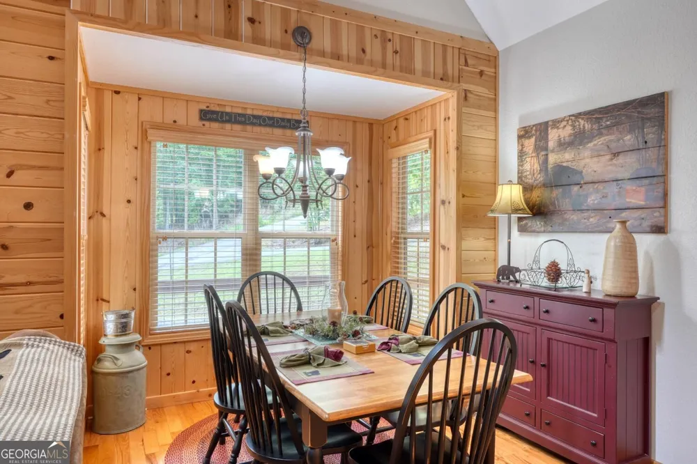 394 Sheep Stomp RD Blairsville, GA 30512