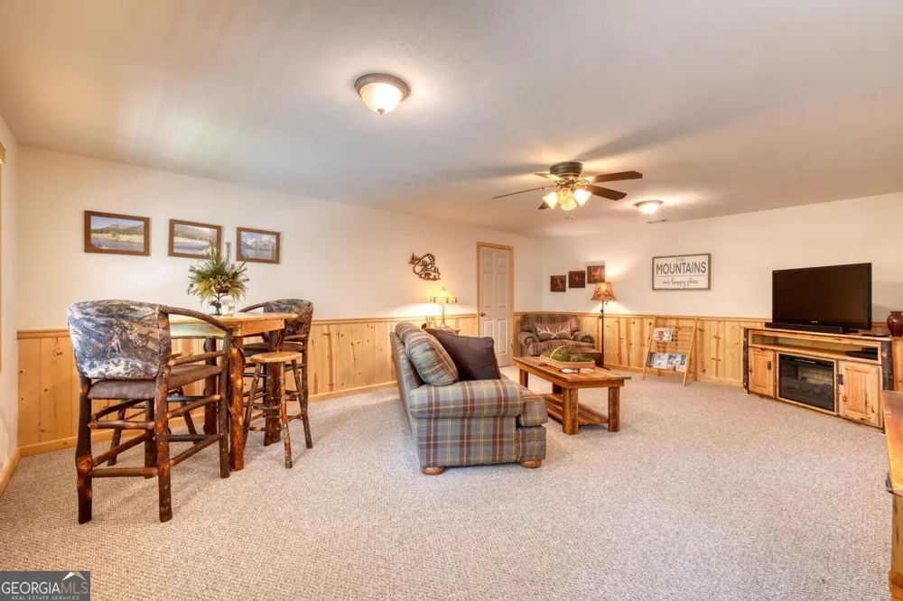394 Sheep Stomp RD Blairsville, GA 30512