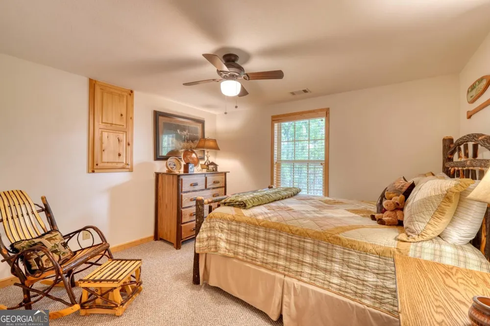 394 Sheep Stomp RD Blairsville, GA 30512